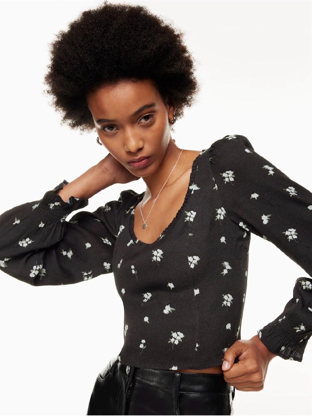 Aritzia Wilfred Black Floral Long-Sleeve Square Neck Blouse Sz M